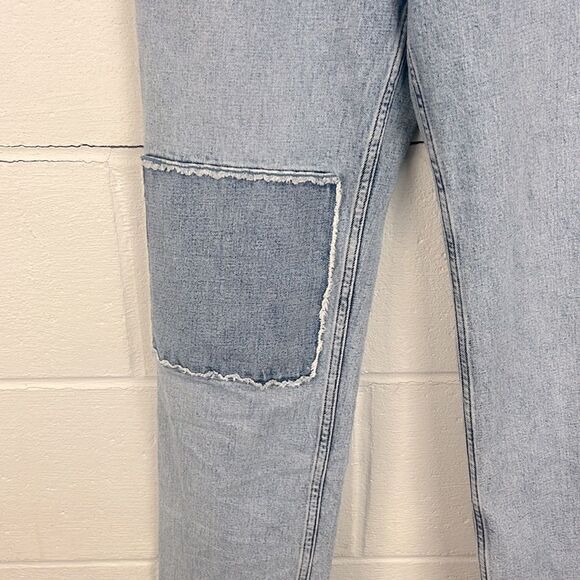 Abercrombie & Fitch the ankle straight ultra high rise light wash jean - Picture 3 of 5